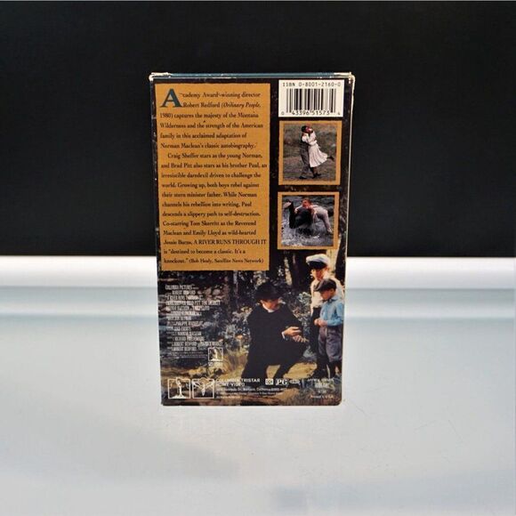 A River Runs Through It VHS Tape Robert Redford 1992 Columbia Pictures - Picture 3 of 4